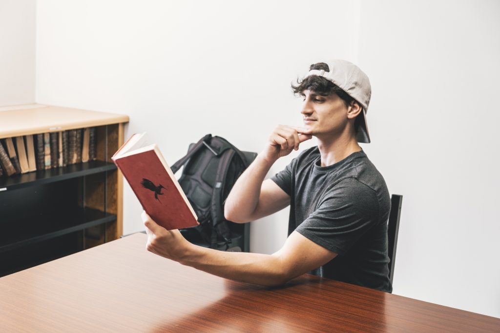 HI Vancouver Downtown Library