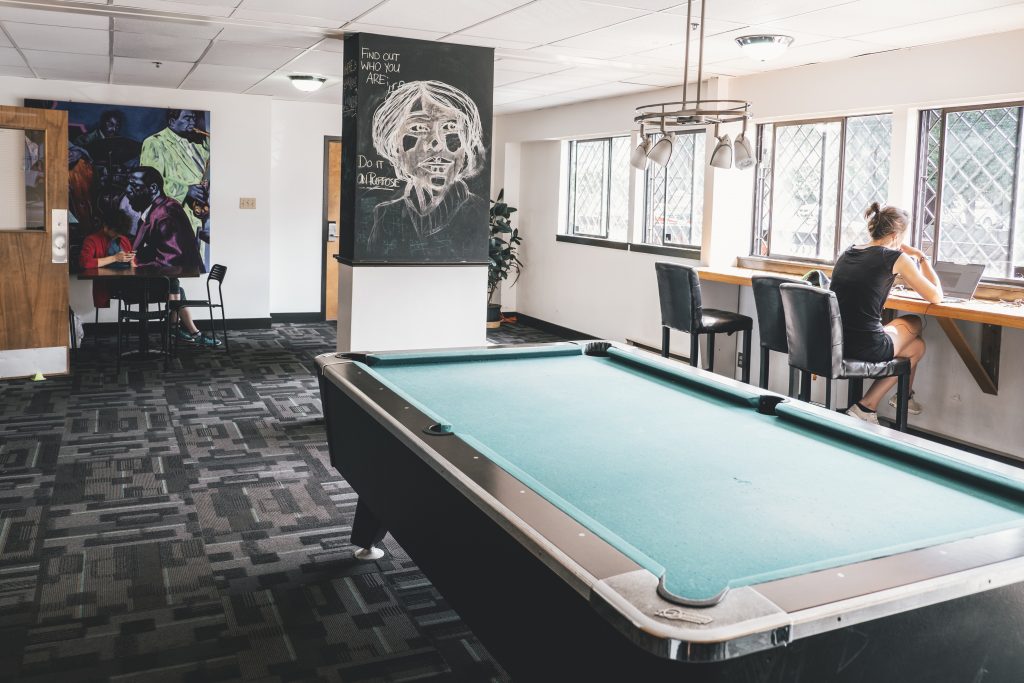 HI Vancouver Downtown Game Room